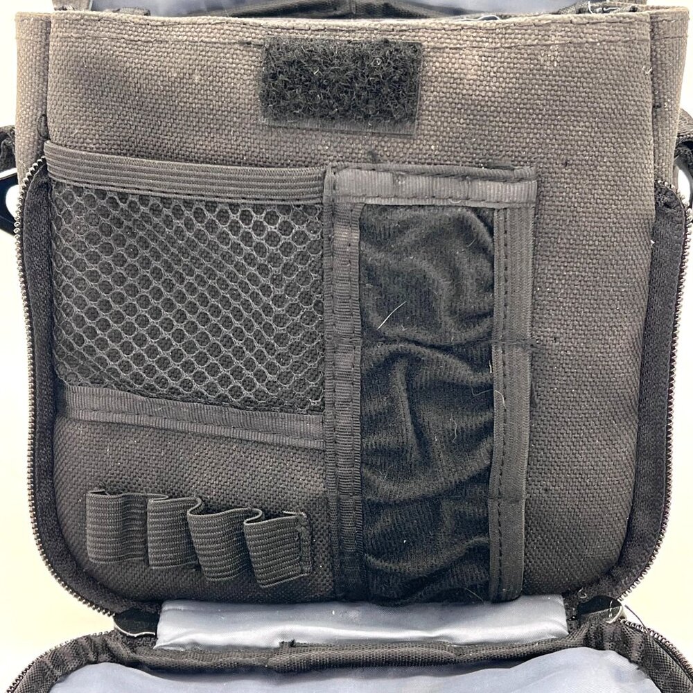 Samsonite Black Compact Camera Bag With Padded Interior & Adjustable Strap - Picture 11 of 16
